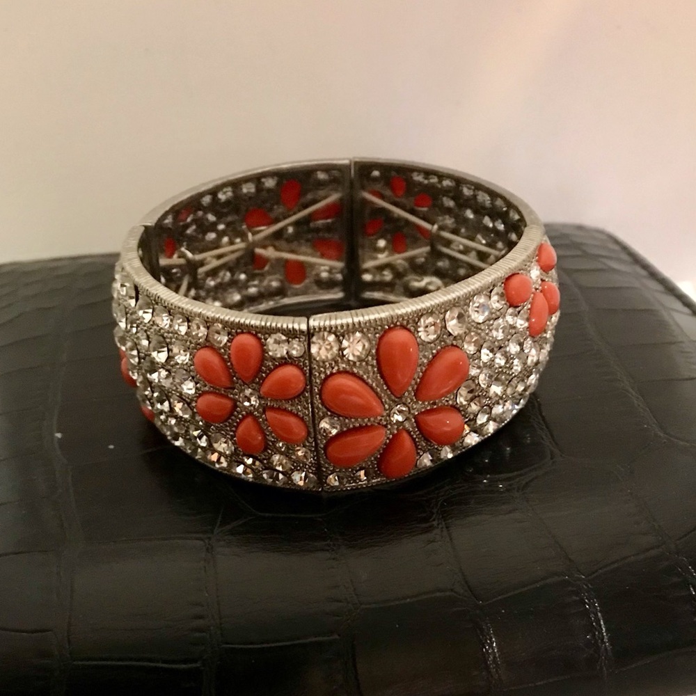 Stretch Rhinestone and Coral Flower Bracelet